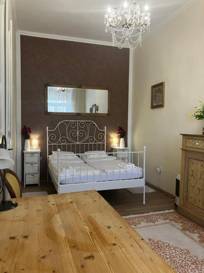Logod Panorama Apartman Boedapest Buitenkant foto